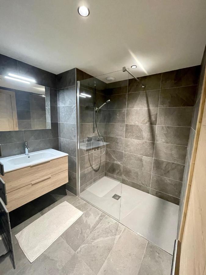 Appartement De Standing Plein Centre Station, 50M Des Pistes レ・ジェ エクステリア 写真